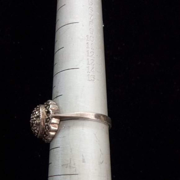 Elegant Sterling Silver Ring Size 7 Vintage - Picture 2 of 5